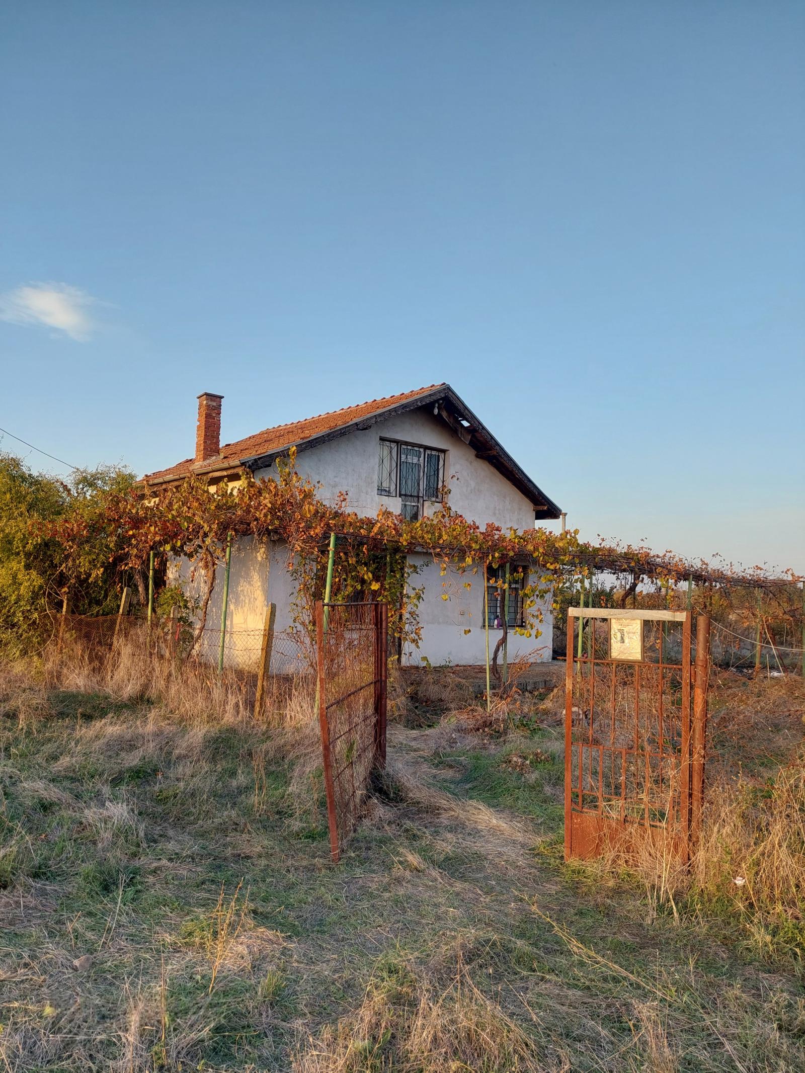House for Sale in Petrovo, Stara Zagora