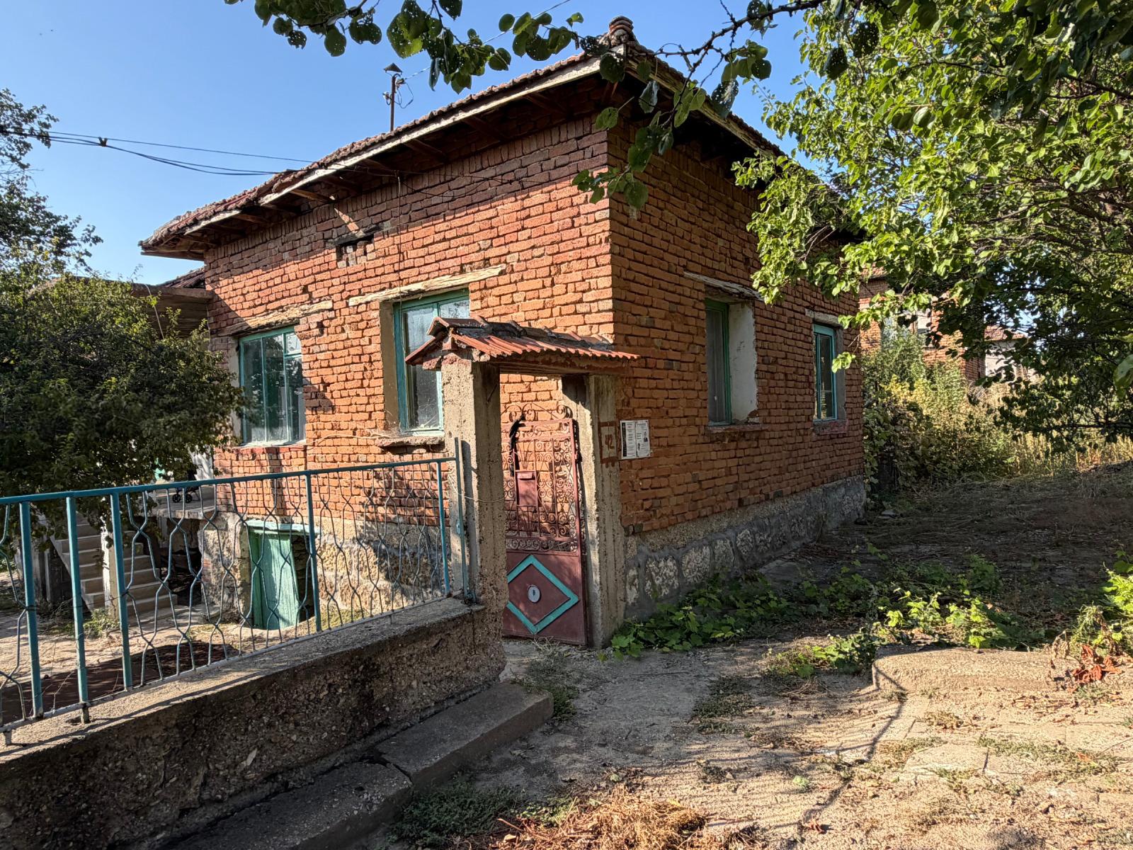 House for Sale in Dolni Vit, Pleven