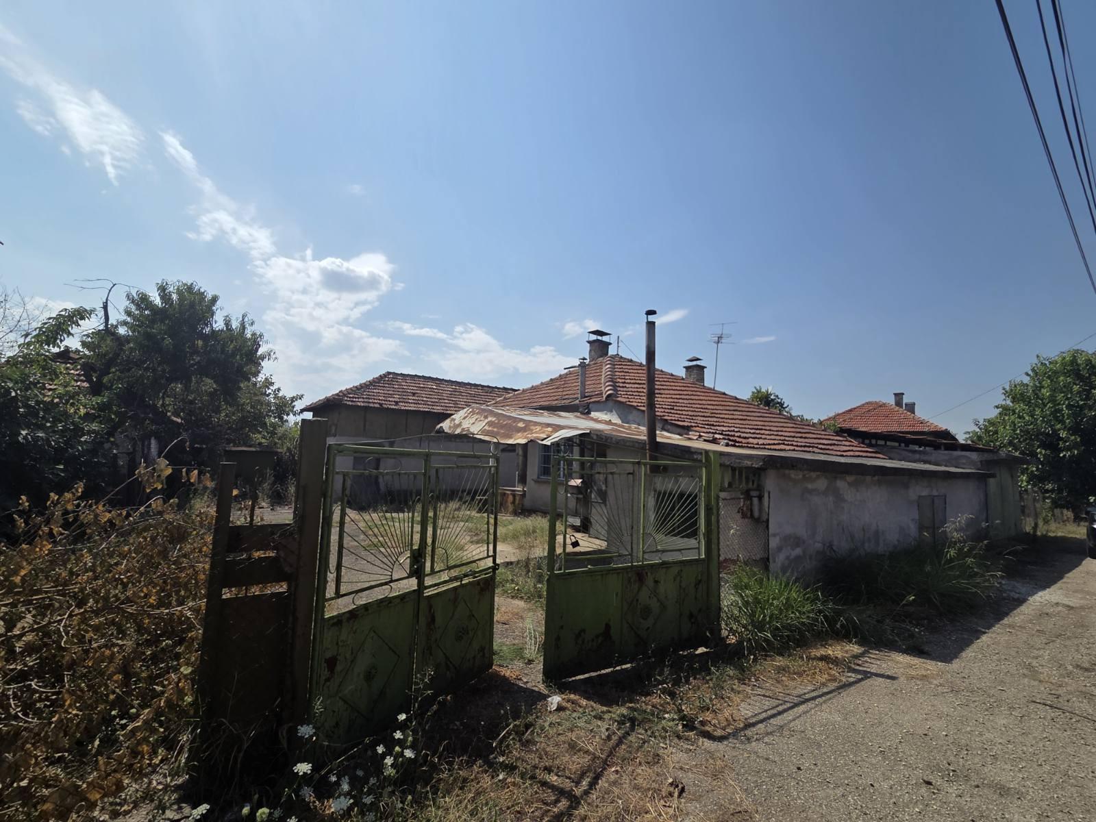 House for Sale in Medkovets, Montana