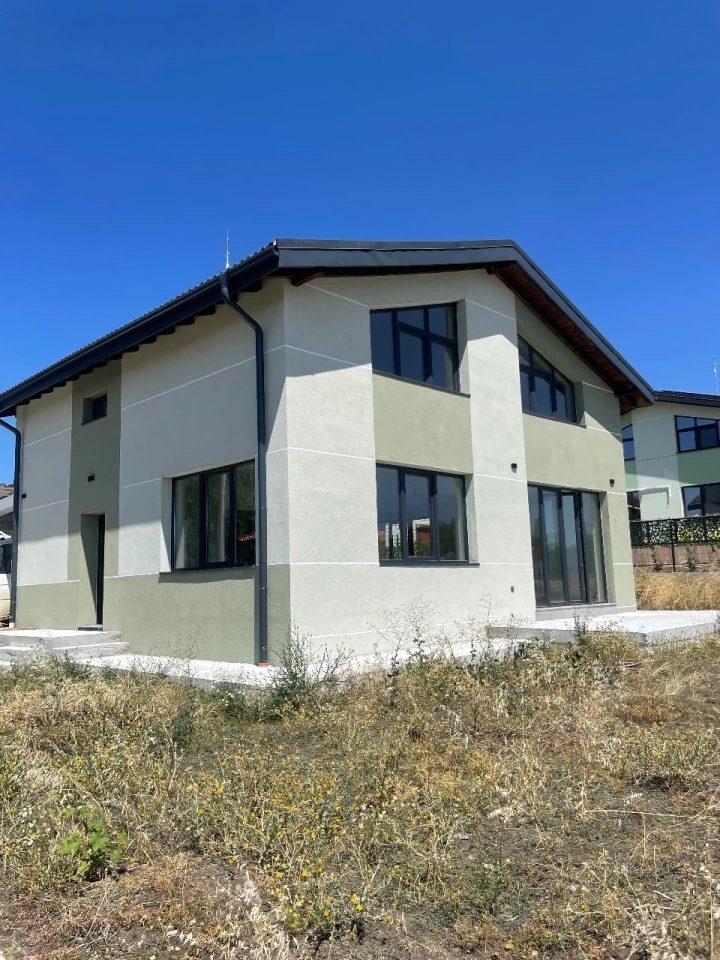 House for Sale in Pozharevo, Sofia Province