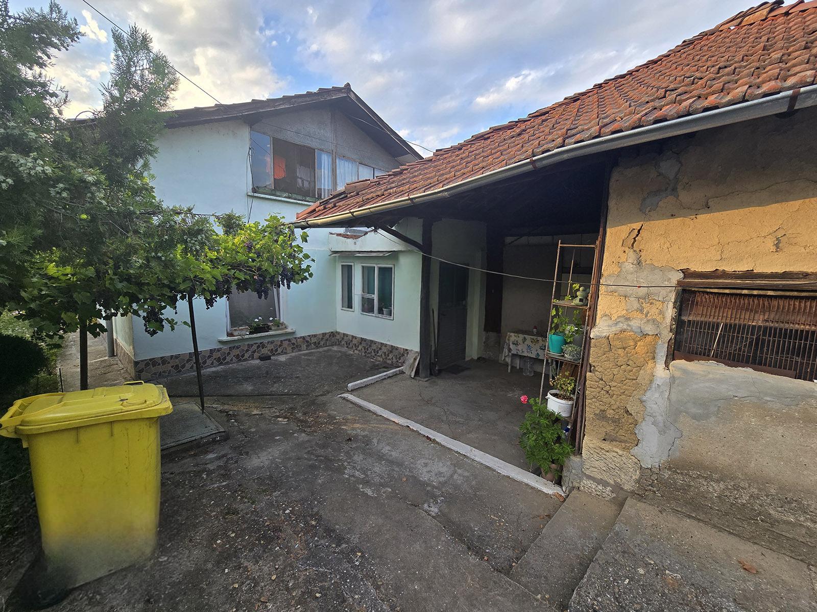 House for Sale in Nikolovo, Ruse
