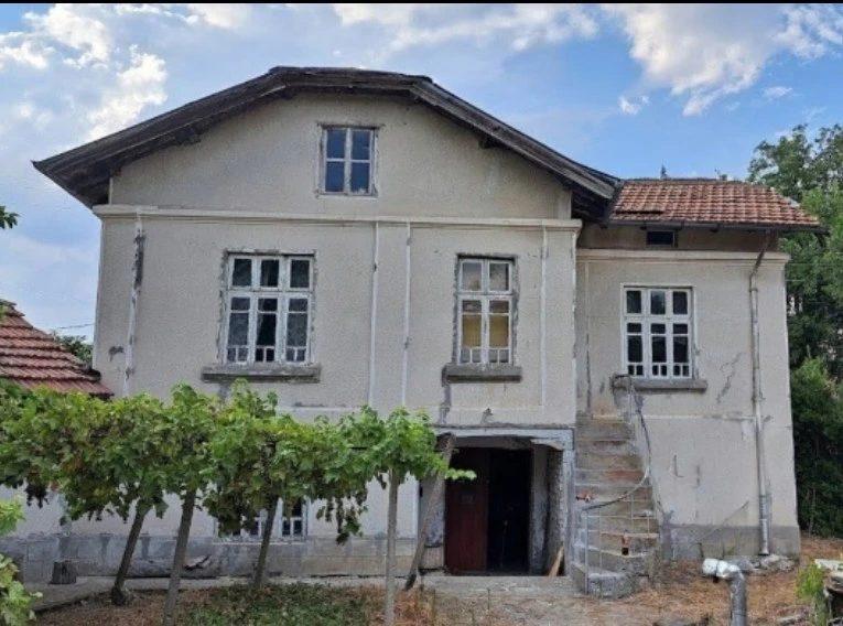 House for Sale in Letnitsa, Lovech