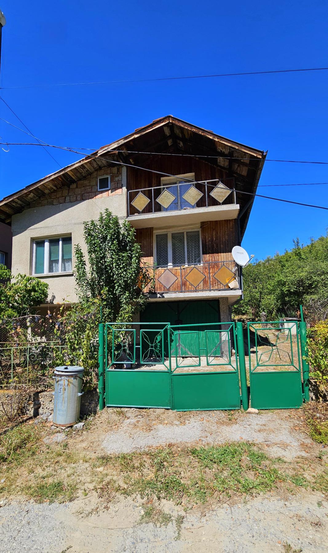 House for Sale in Usoyka, Kyustendil