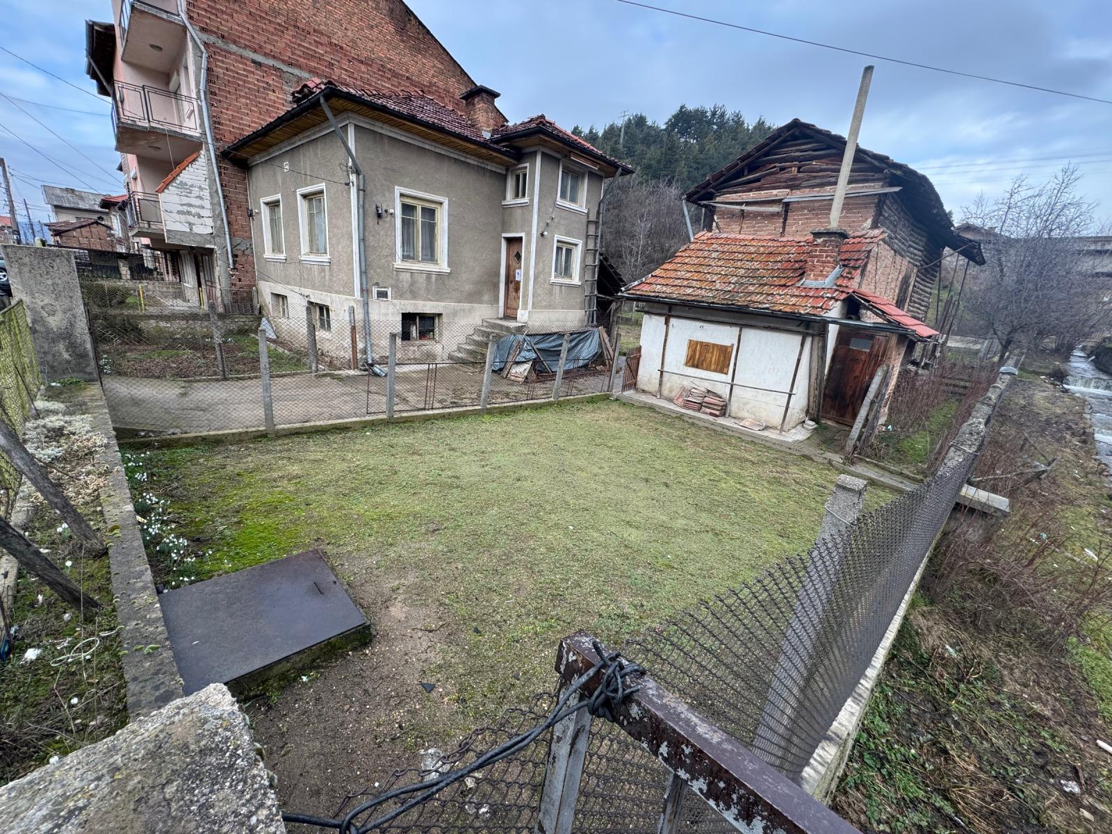 House for Sale in Yakoruda, Blagoevgrad