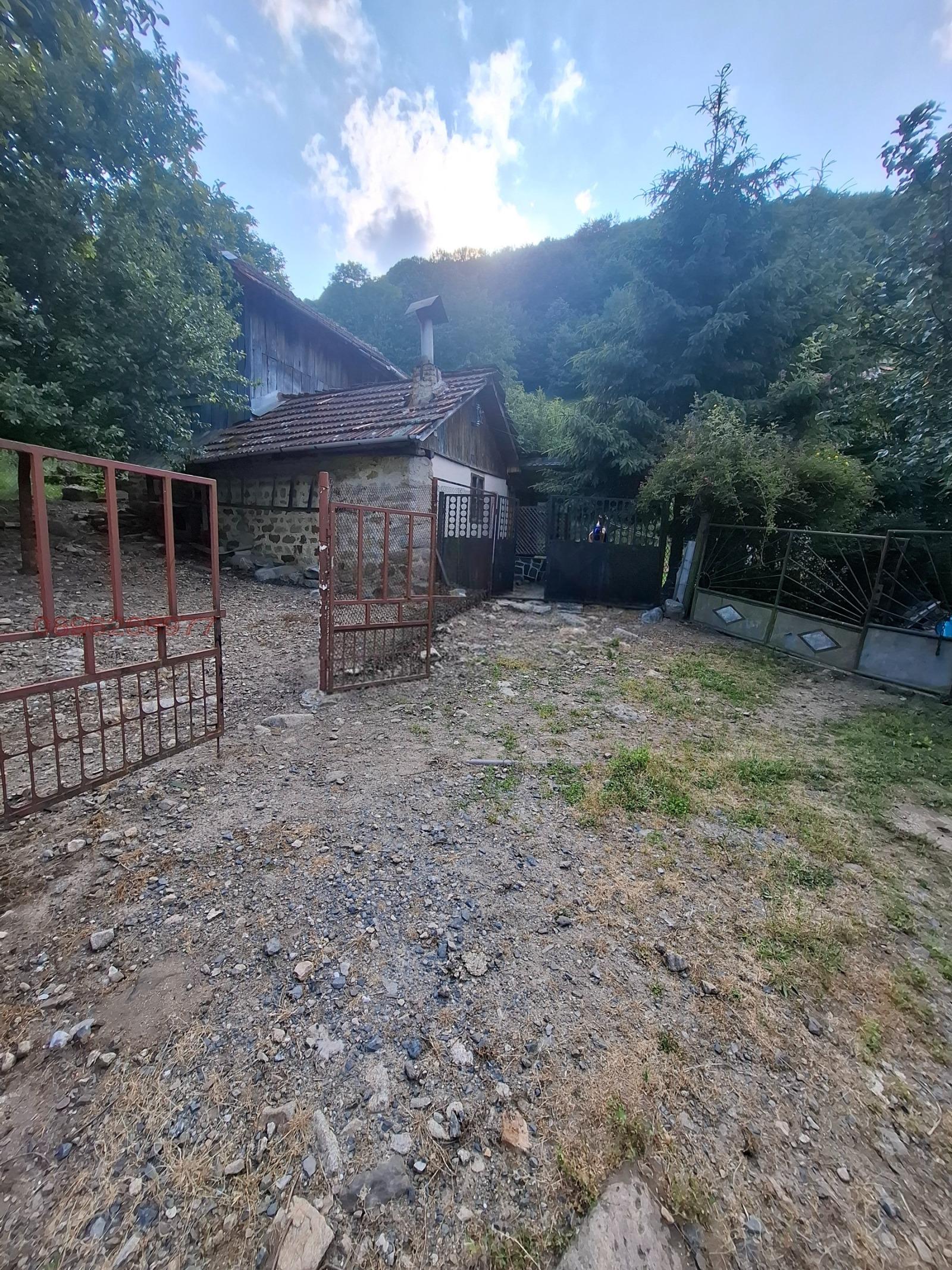 Villa for Sale in Yamna, Sofia Province