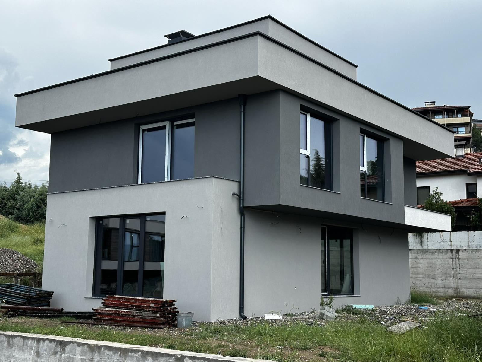 House for Sale in Izgrev, Blagoevgrad