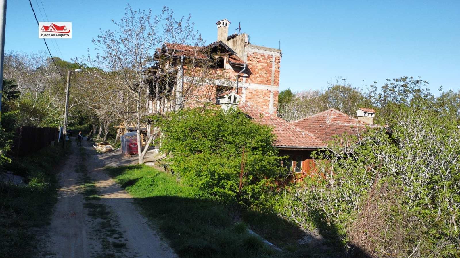 House for Sale in Izgrev, Burgas