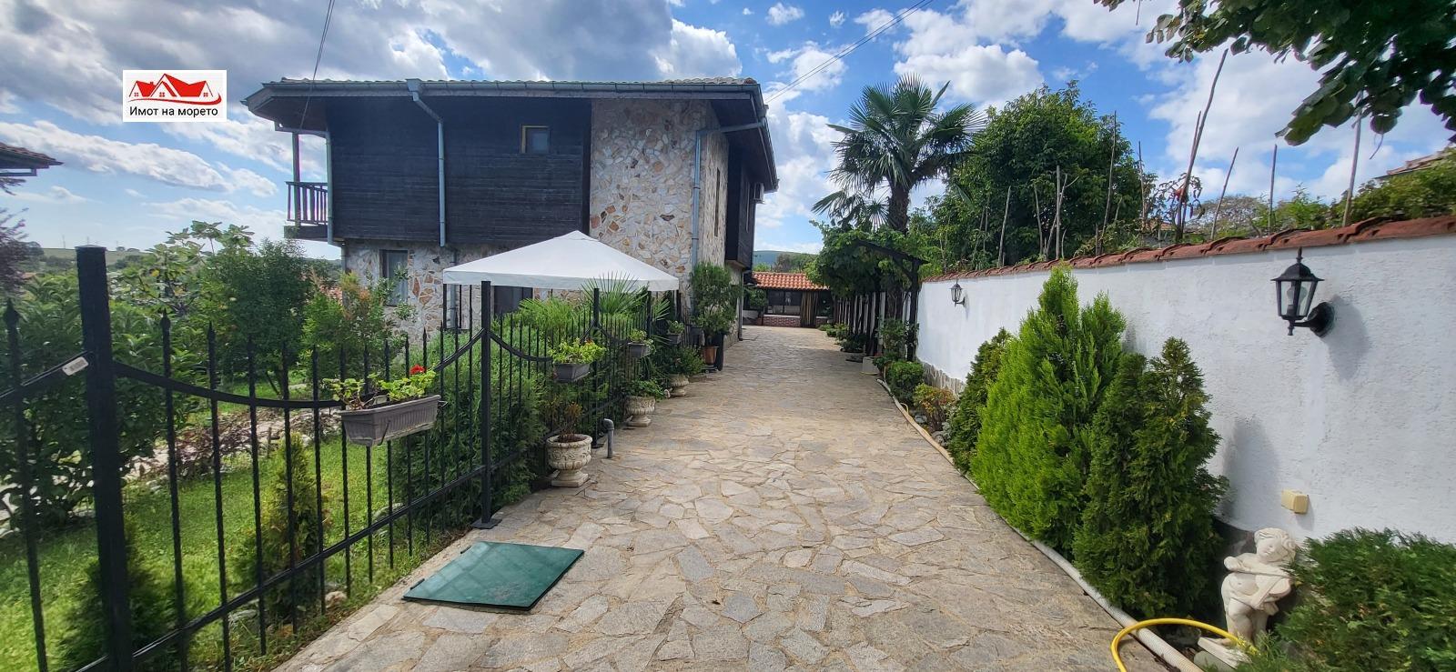 House for Sale in Varvara, Burgas