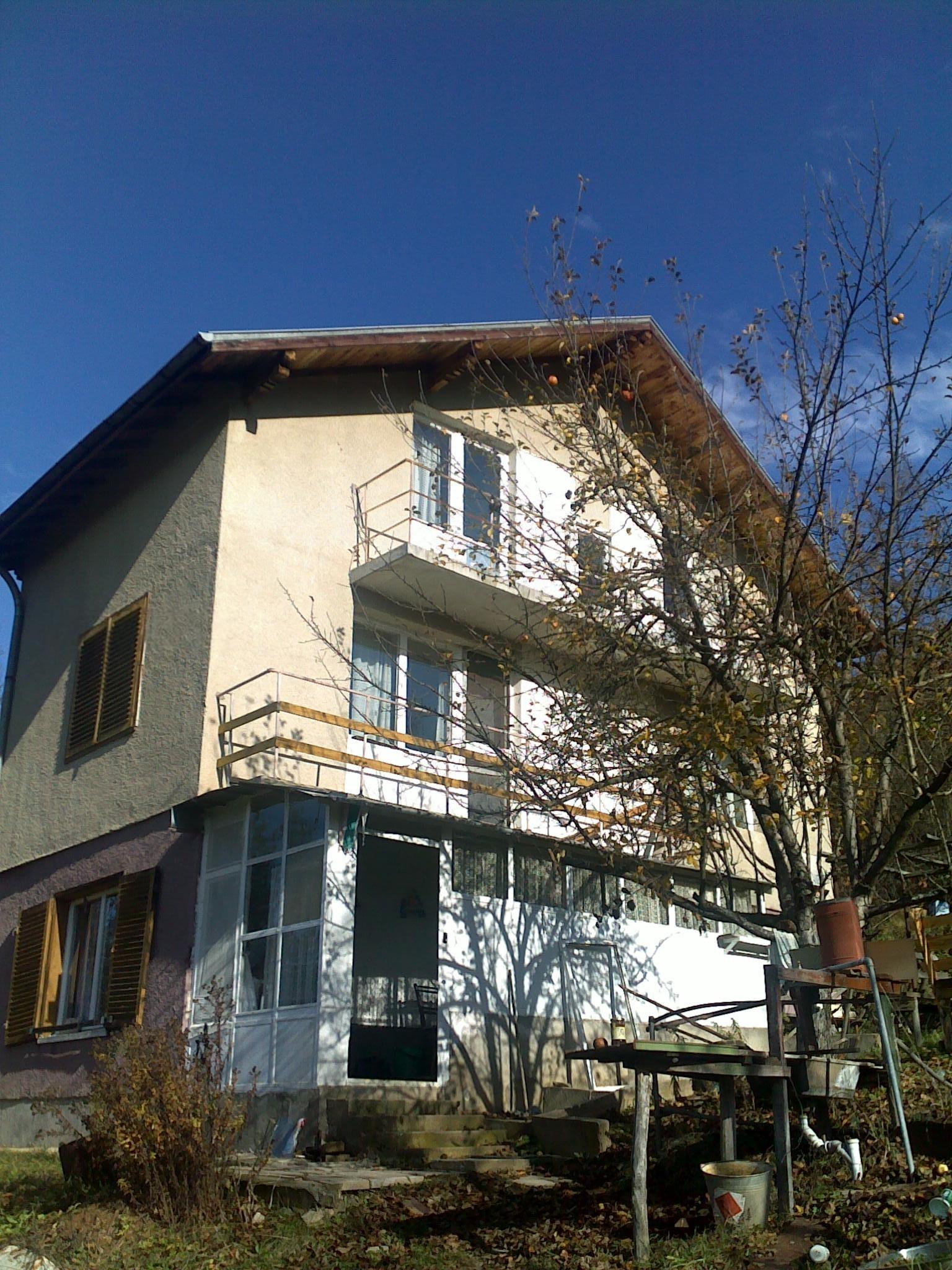Villa for Sale in Leshnikovtsi, Pernik