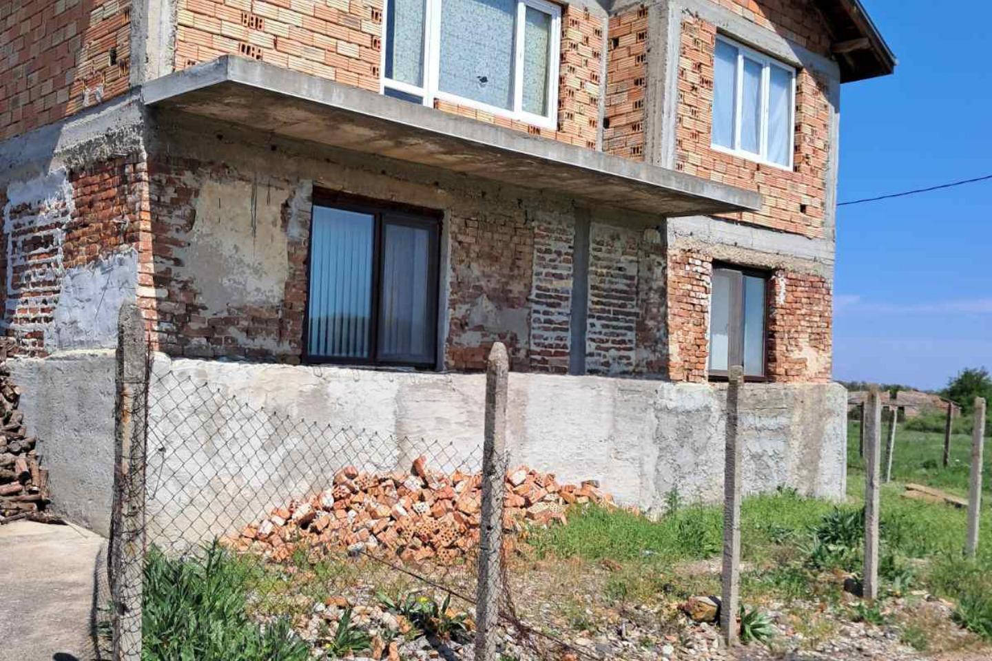 House for Sale in Zvanika, Kardzhali