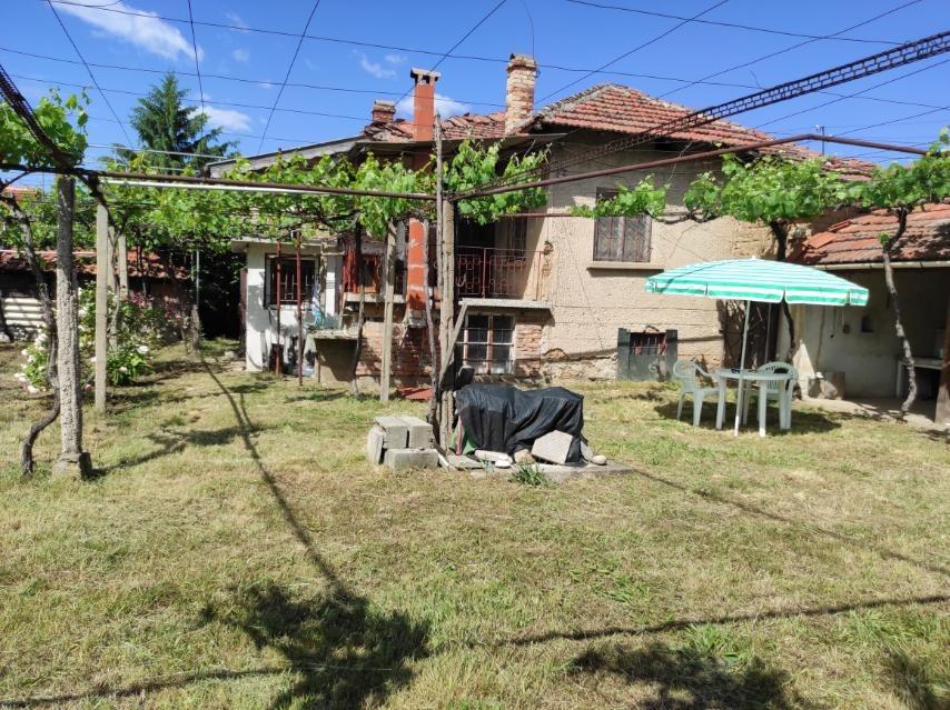 House for Sale in Nikolaevo, Stara Zagora