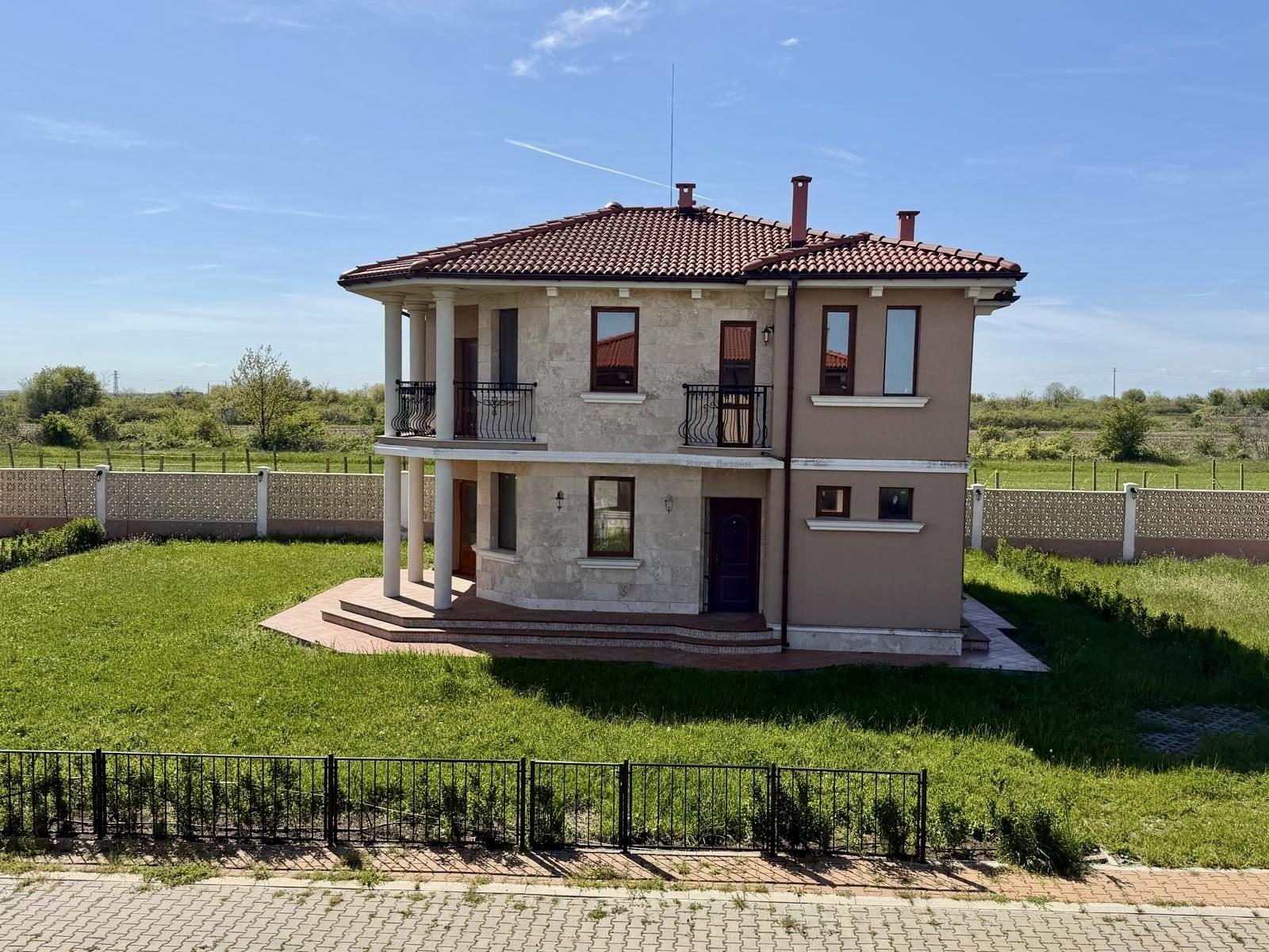 Villa for Sale in Pomorie, Burgas