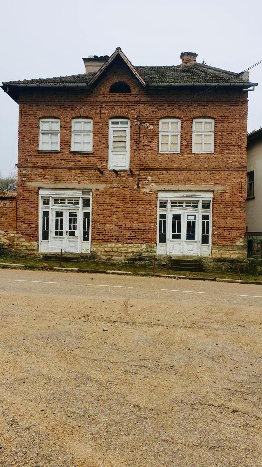 House for Sale in Beli brod, Montana