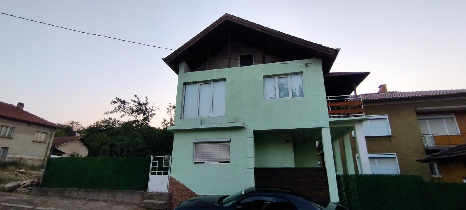 Villa for Sale in Gamzovo, Vidin