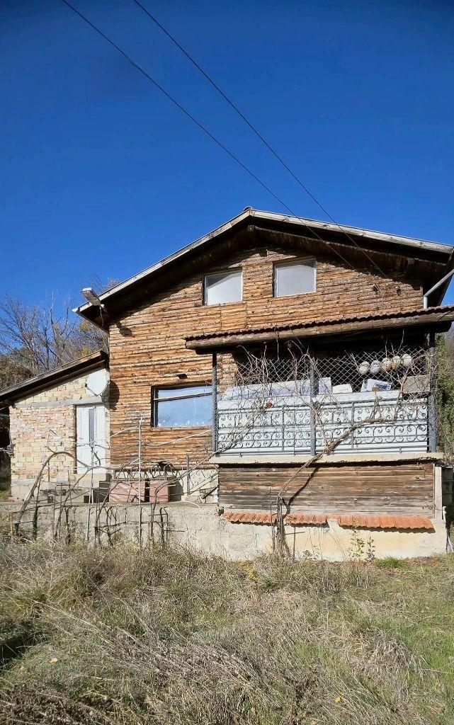 Villa for Sale in Strazhitsa, Veliko Tarnovo