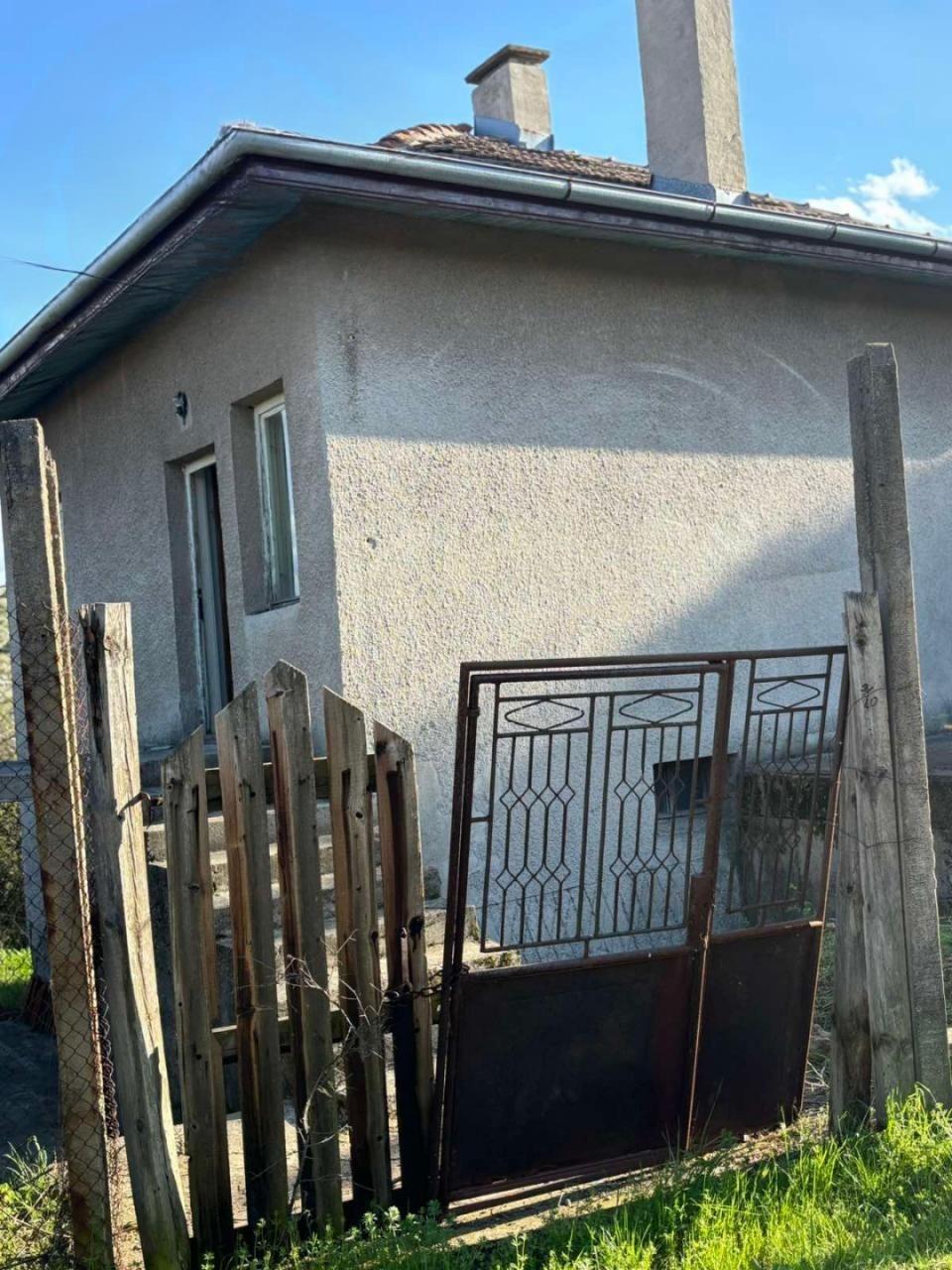 House for Sale in Raduy, Pernik