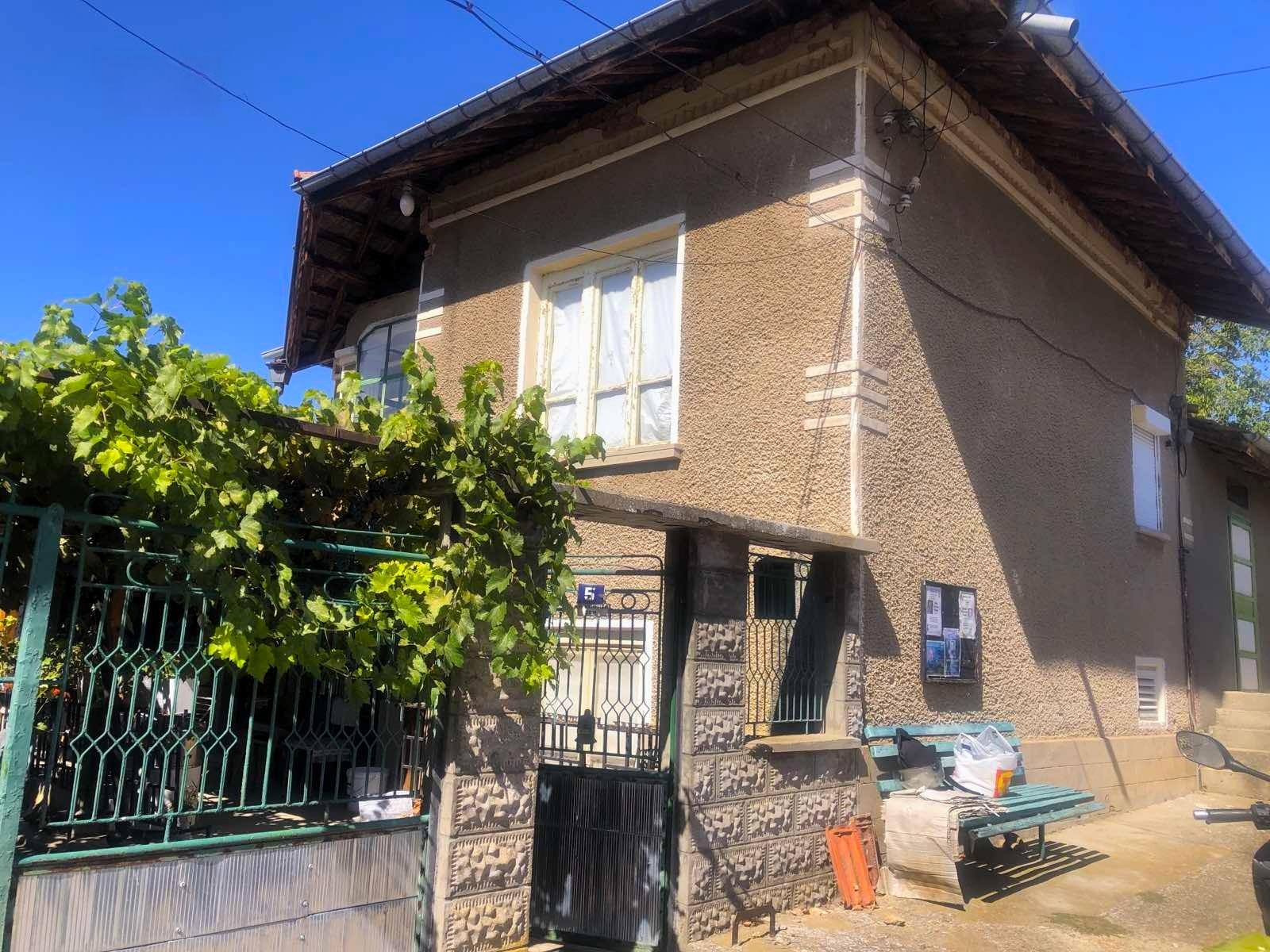 House for Sale in Doyrentsi, Lovech