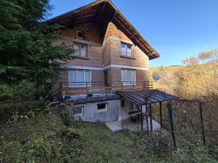 House for Sale in Leskovdol, Sofia Province