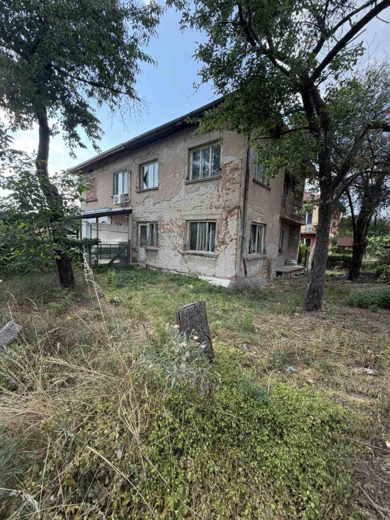 House for Sale in Pernik, Tsarkva