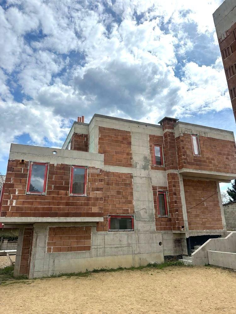House for Sale in Varna, Dolna Traka Area