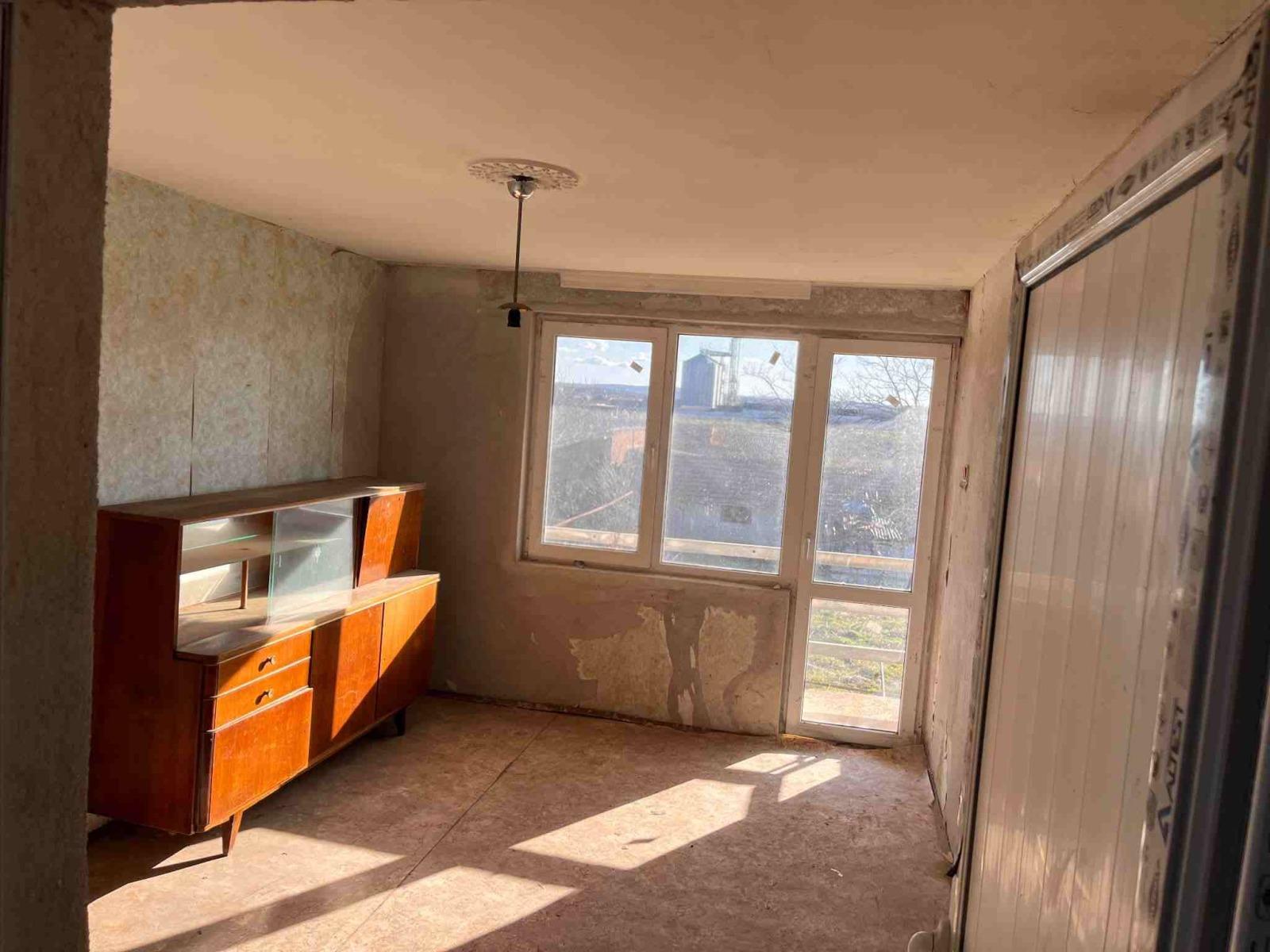 House for Sale in Kameno, Burgas