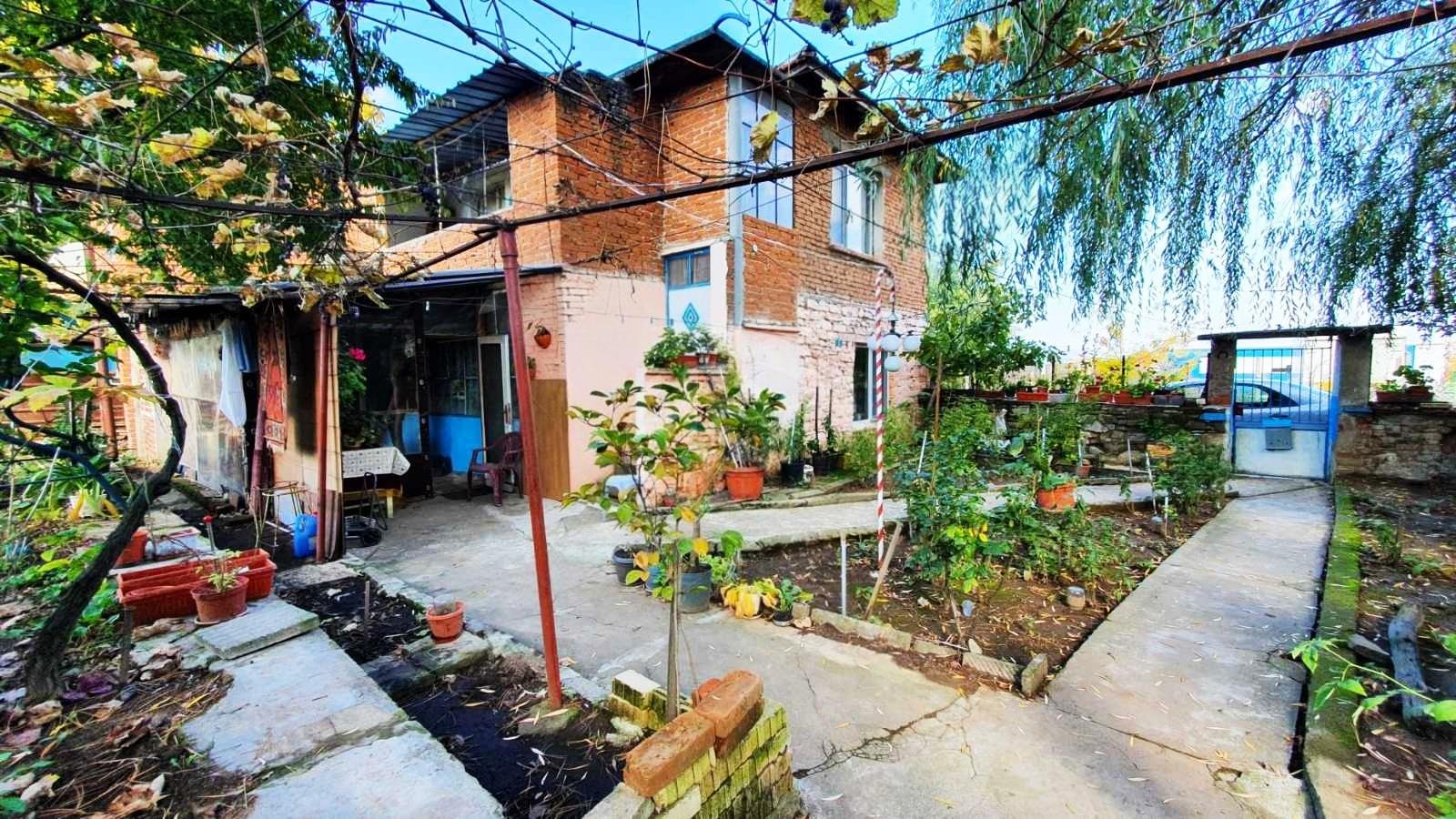 House for Sale in Grozden, Burgas