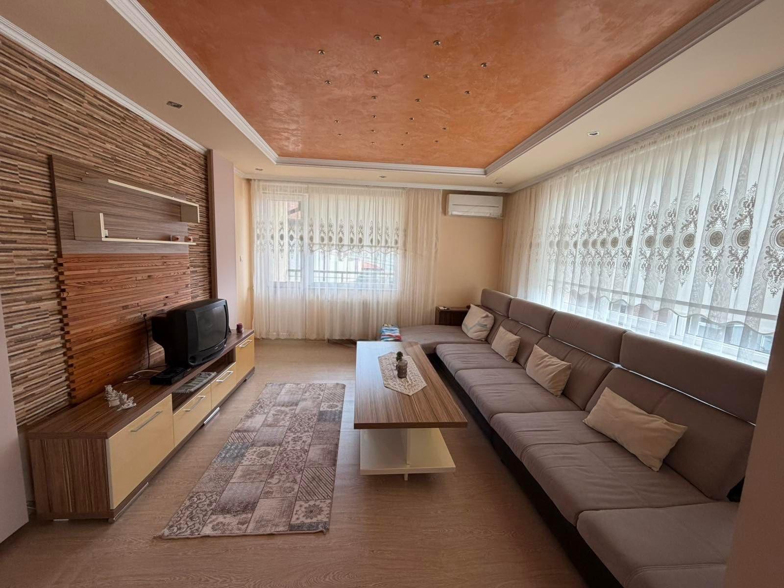 House Floor for Sale in Aytos, Burgas