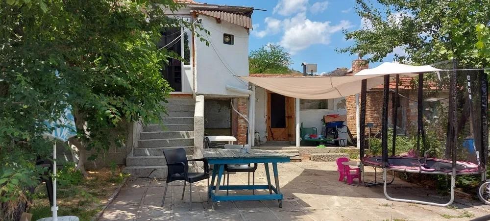 House for Sale in Raklitsa, Burgas