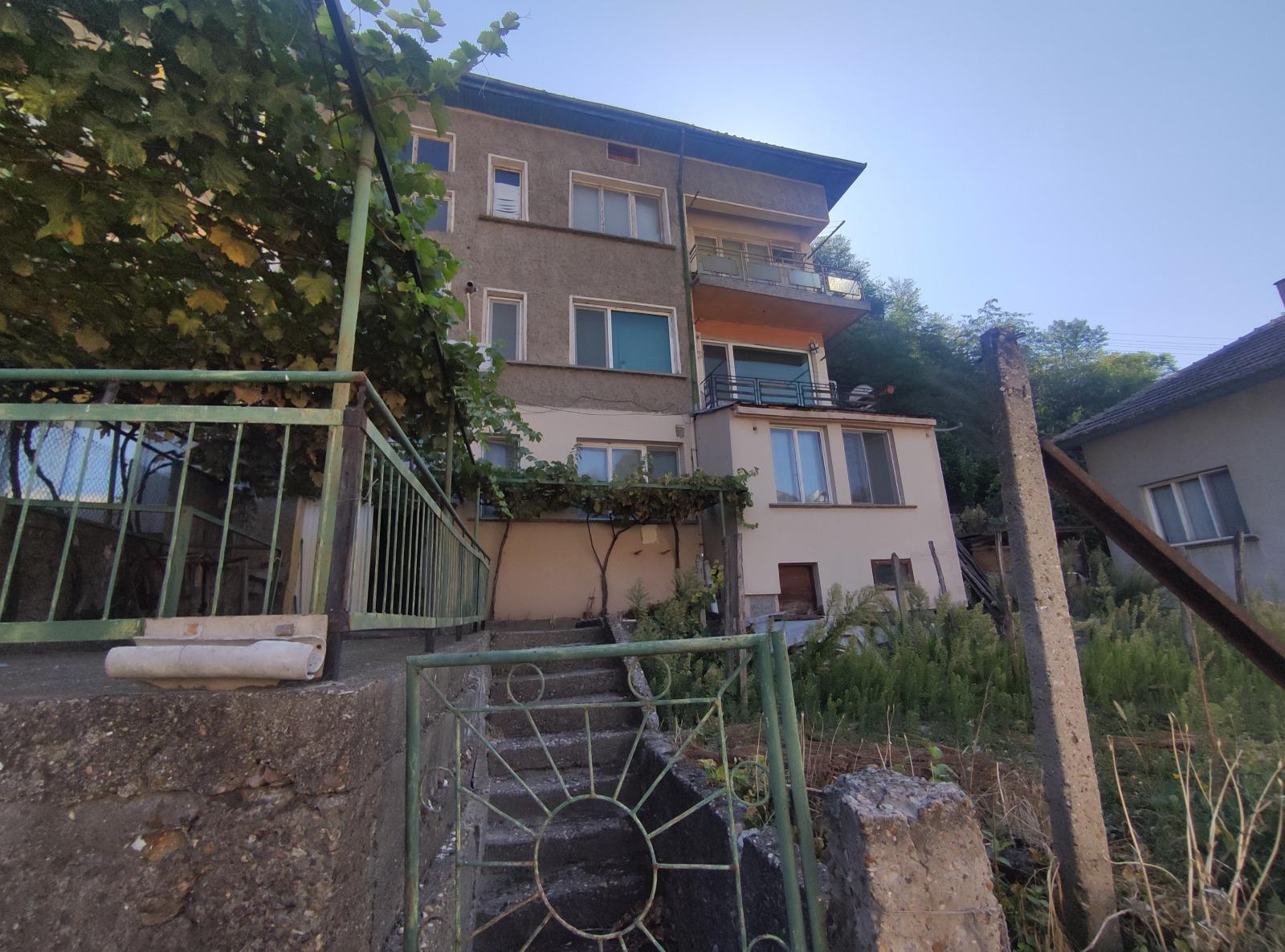 House Floor for Sale in Nikopol, Pleven