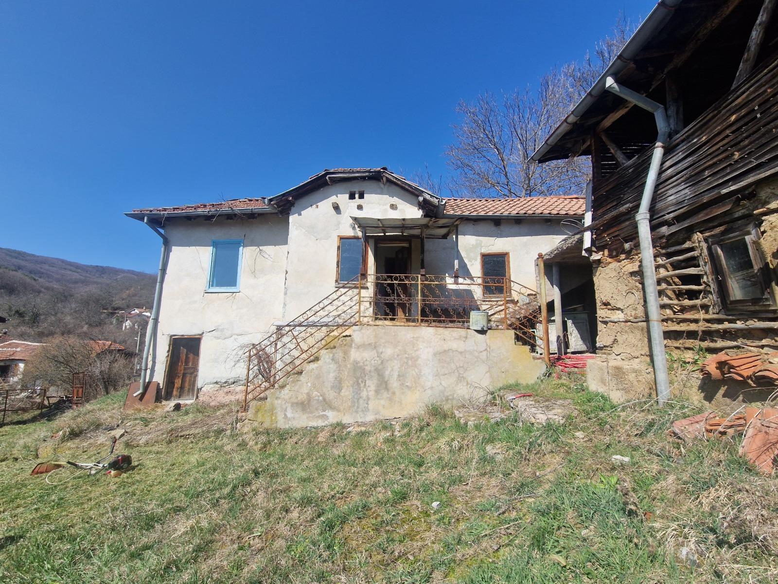 House for Sale in Razhavets, Pernik