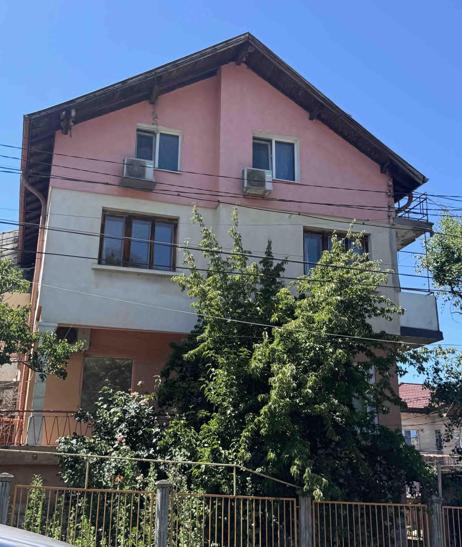 House for Sale in Vratsa, Center