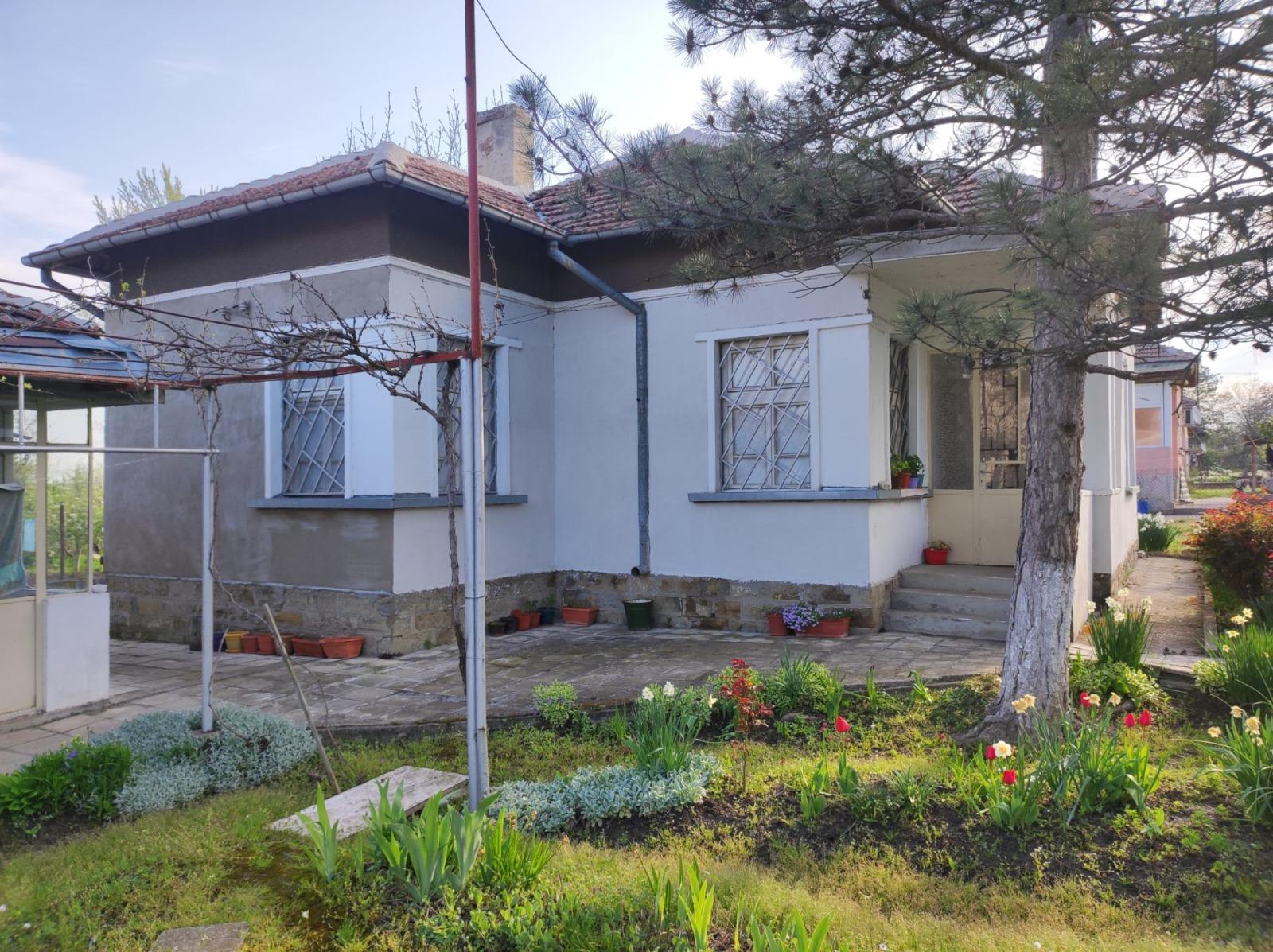 House for Sale in Lom, Montana