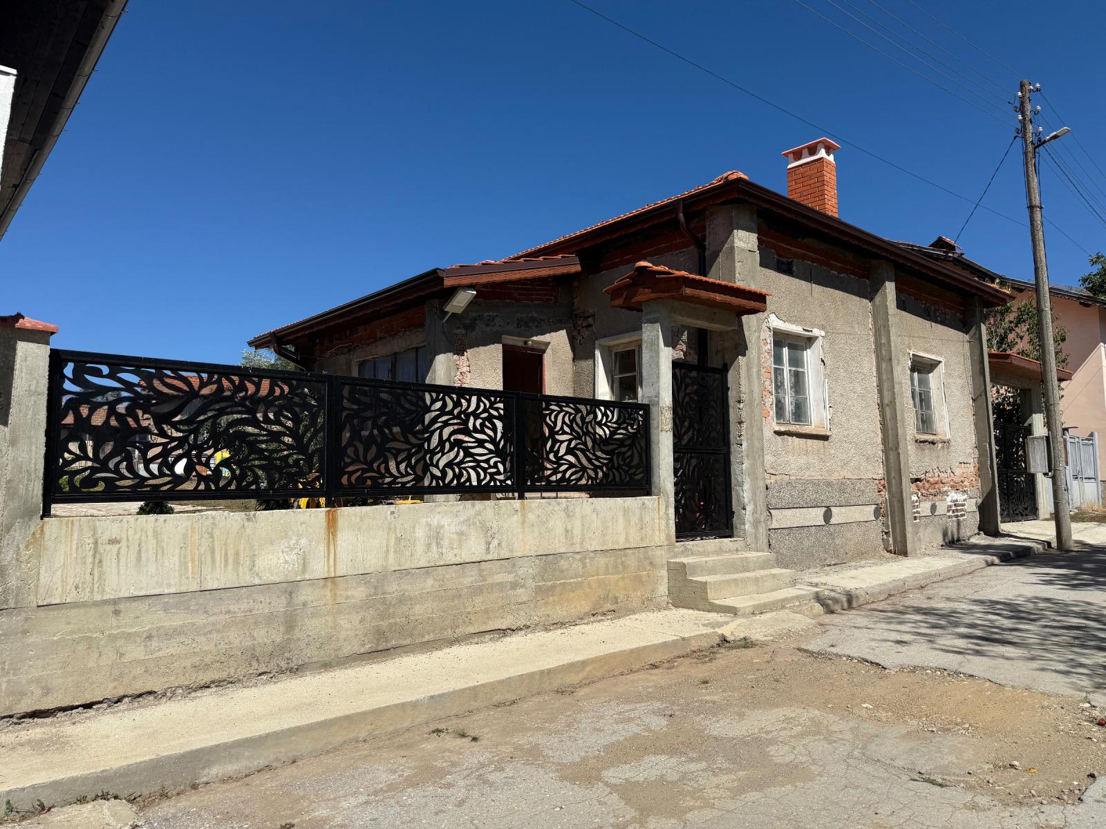 House for Sale in Vakarel, Sofia Province