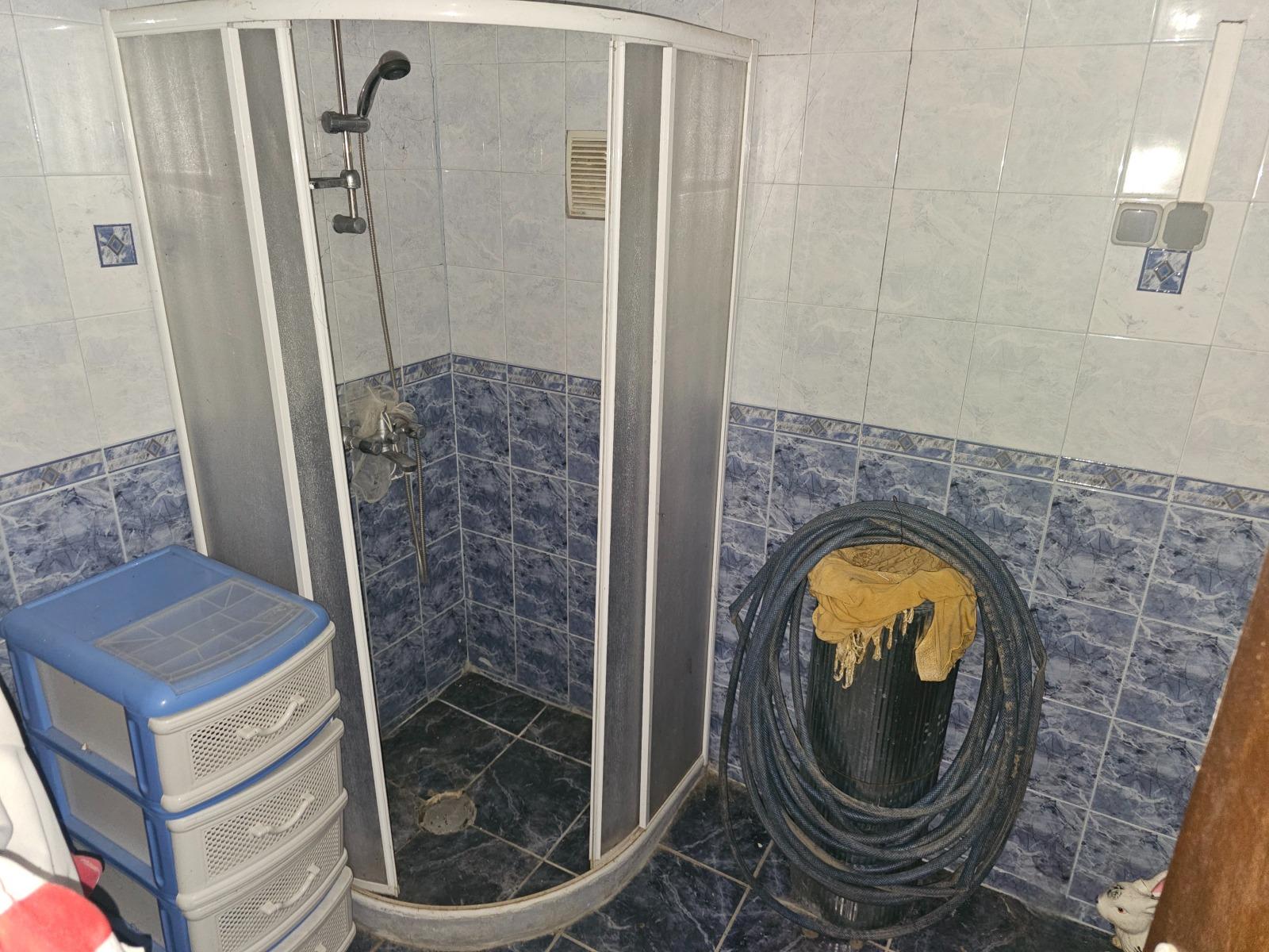 Villa for Sale in Razgrad, Promishlena zona – Zapad