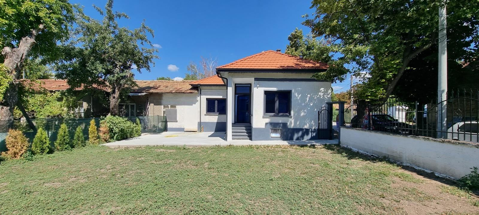 House for Sale in Razgrad, Promishlena zona – Zapad