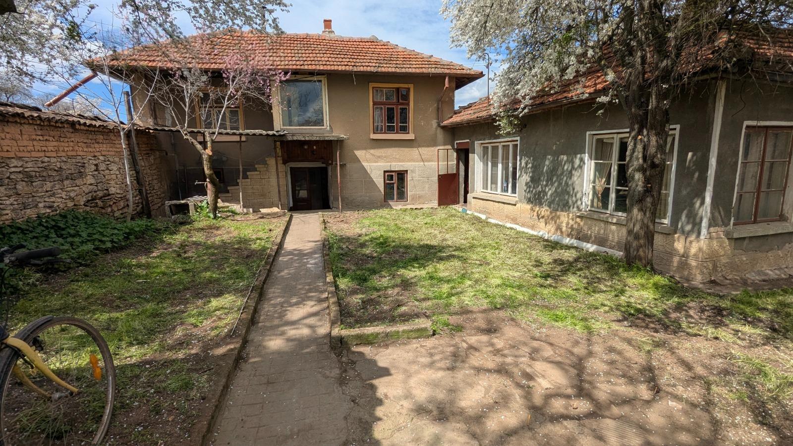 House for Sale in Razgrad, Zhitnitsa