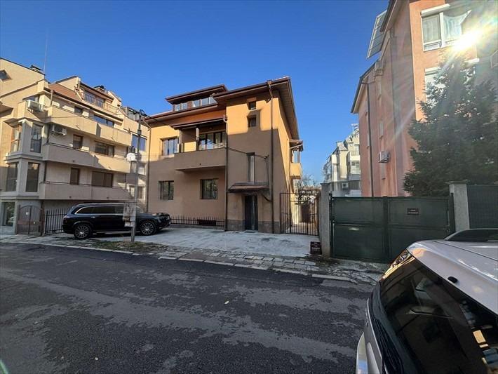 House for Sale in Sofia, Reduta