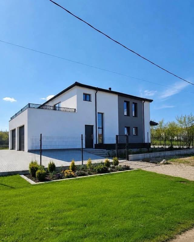 House for Sale in Herakovo, Sofia Province