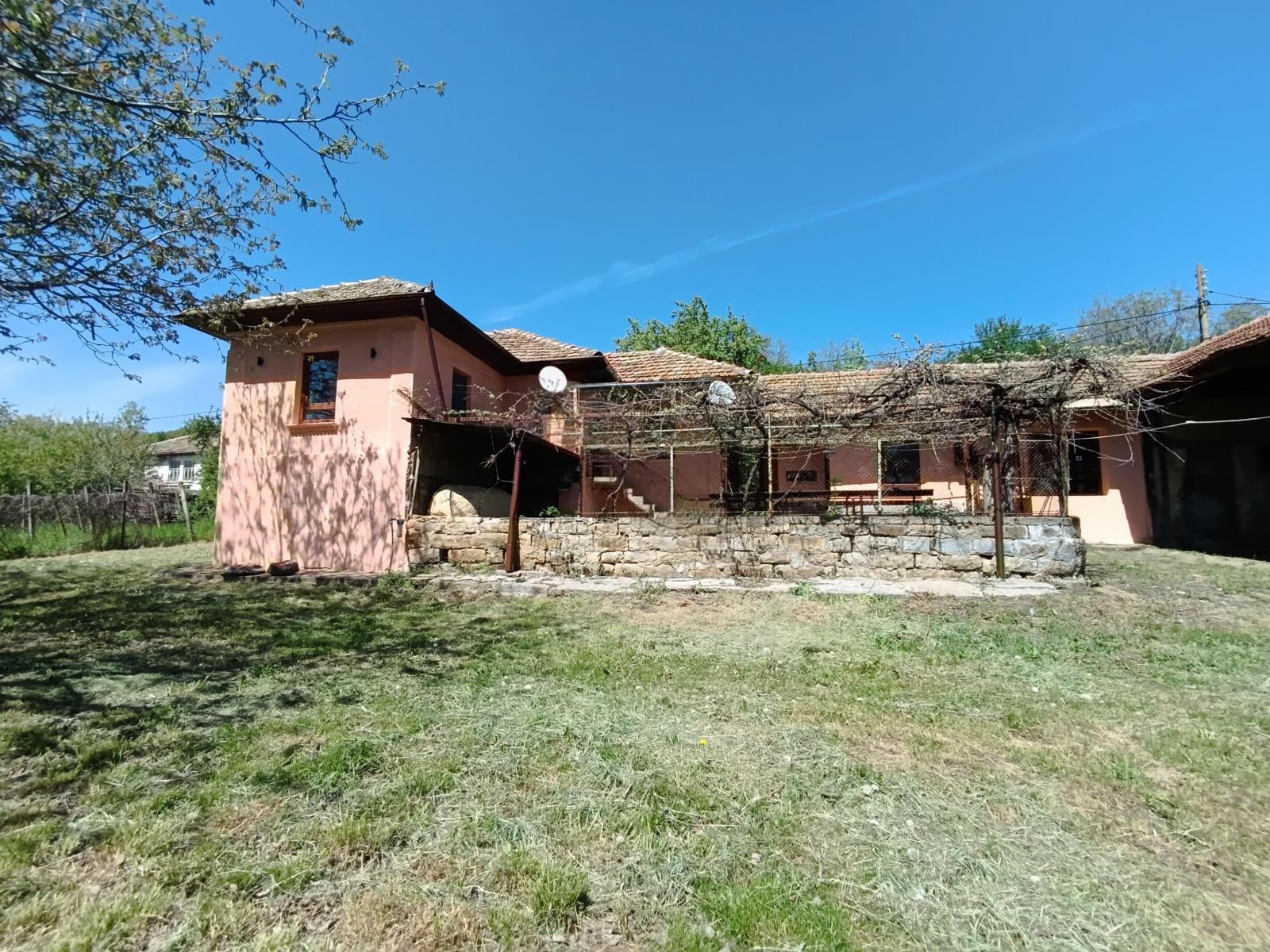House for Sale in Temenuga, Veliko Tarnovo