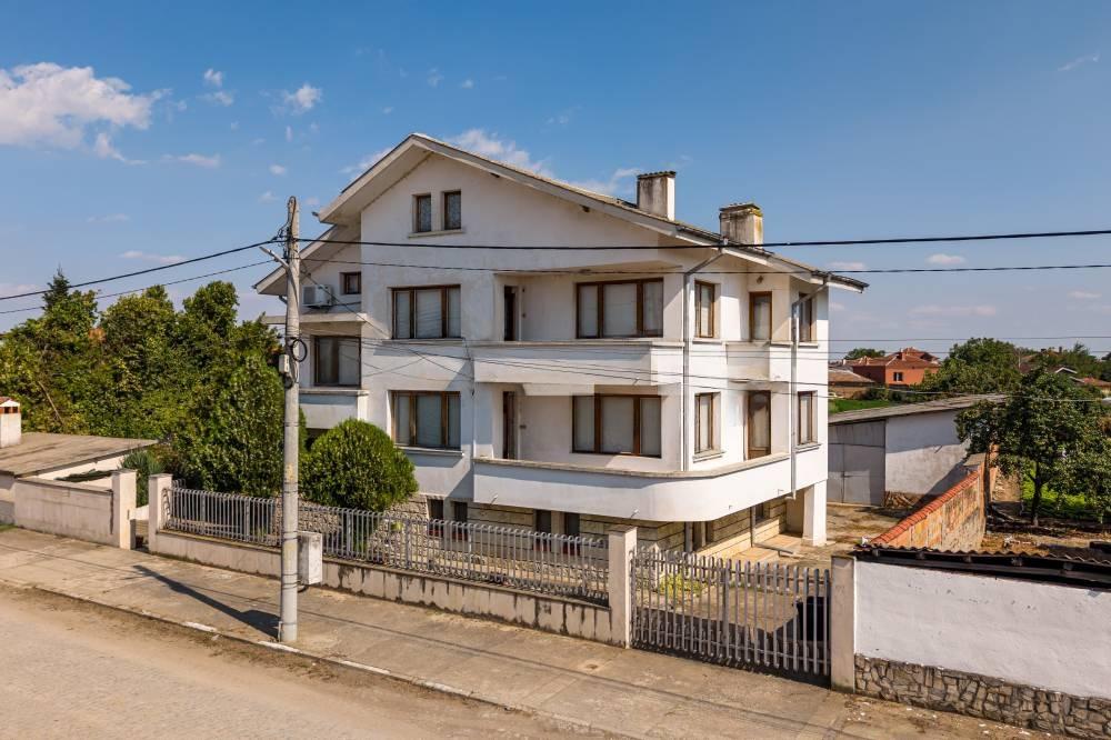 House for Sale in Manole, Plovdiv