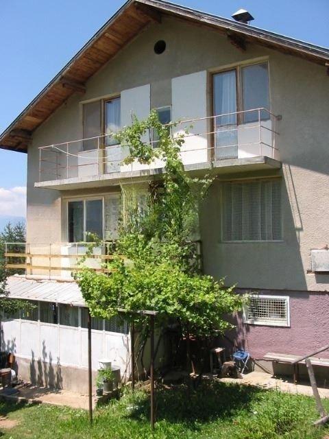 House for Sale in Leshnikovtsi, Pernik
