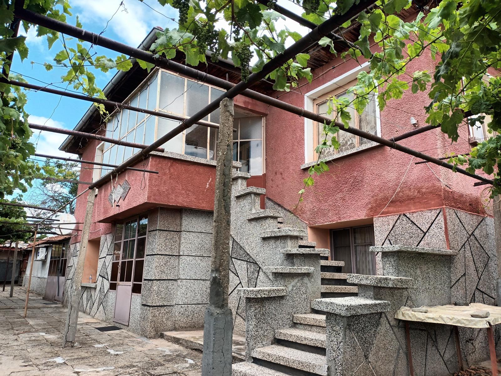 House for Sale in Blatnitsa, Pazardzhik