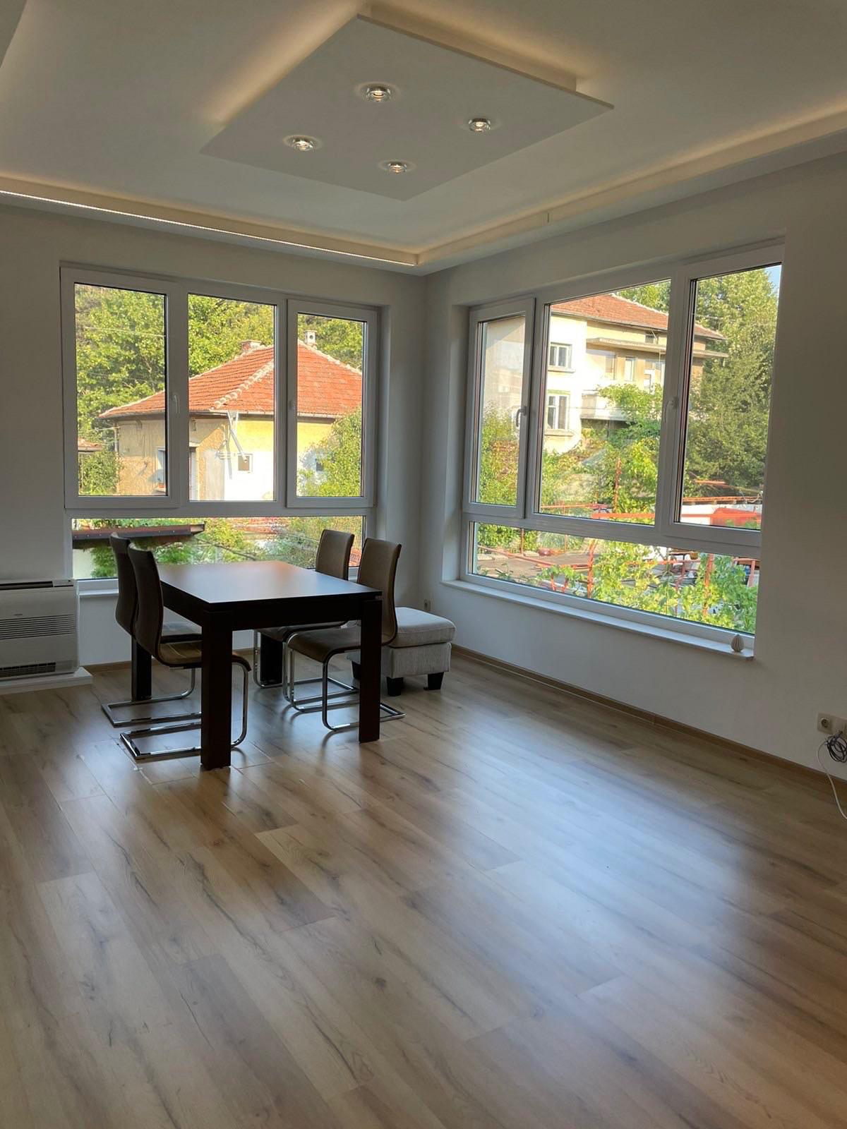 House for Sale in Pleven, Wider Center