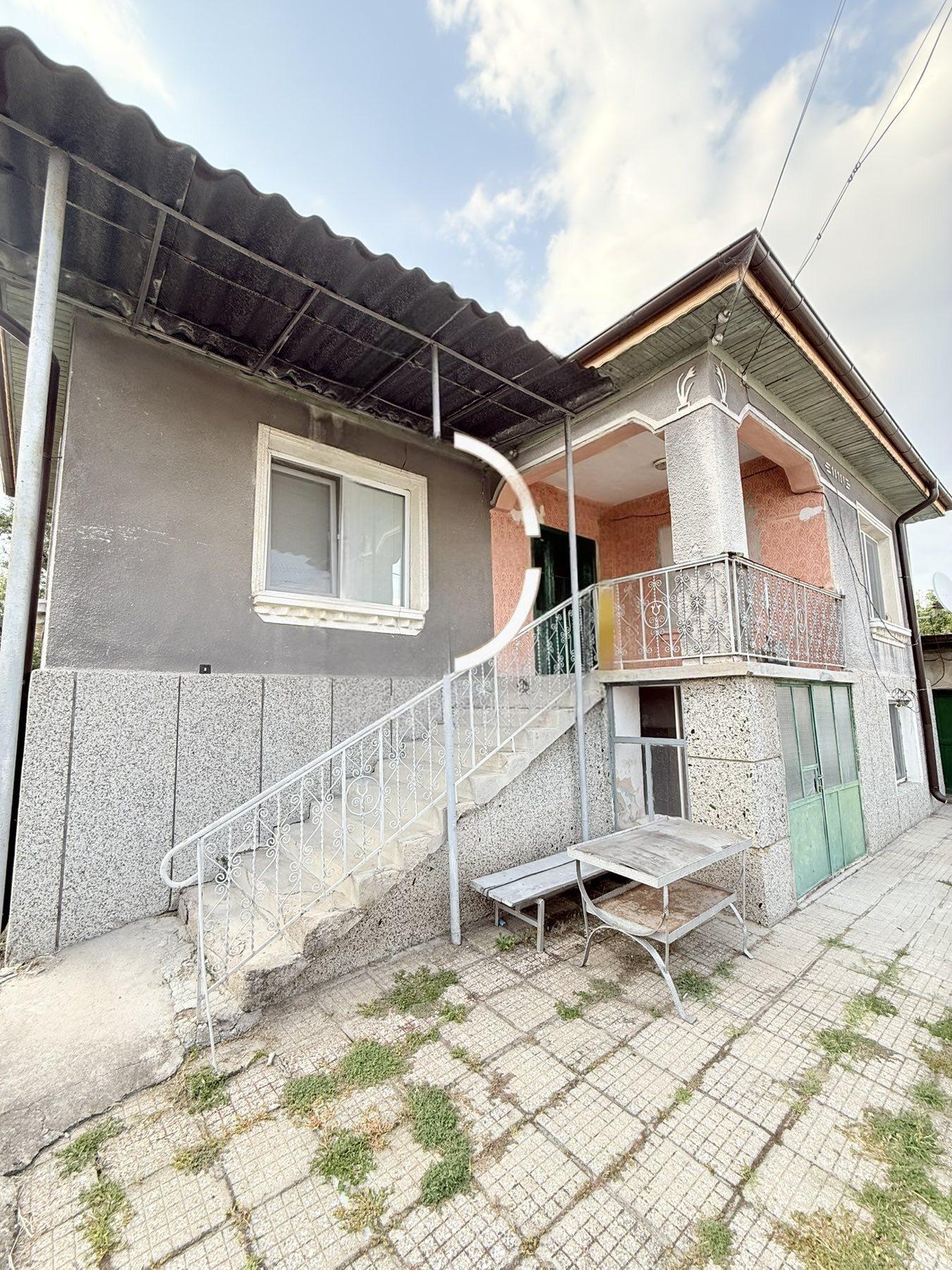 House for Sale in Lenovo, Plovdiv