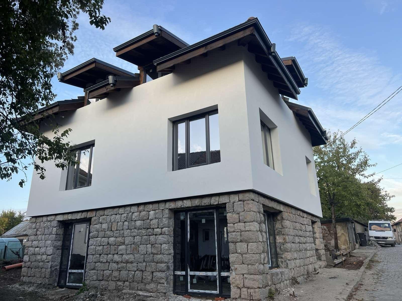 House for Sale in Pernik, Baykusheva mahala