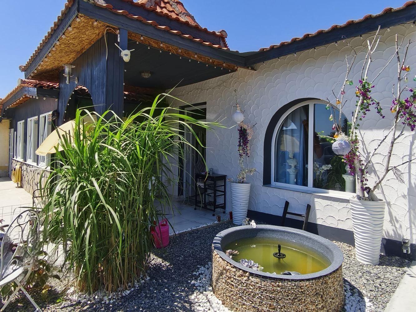 House for Sale in Burgas, Cherno more