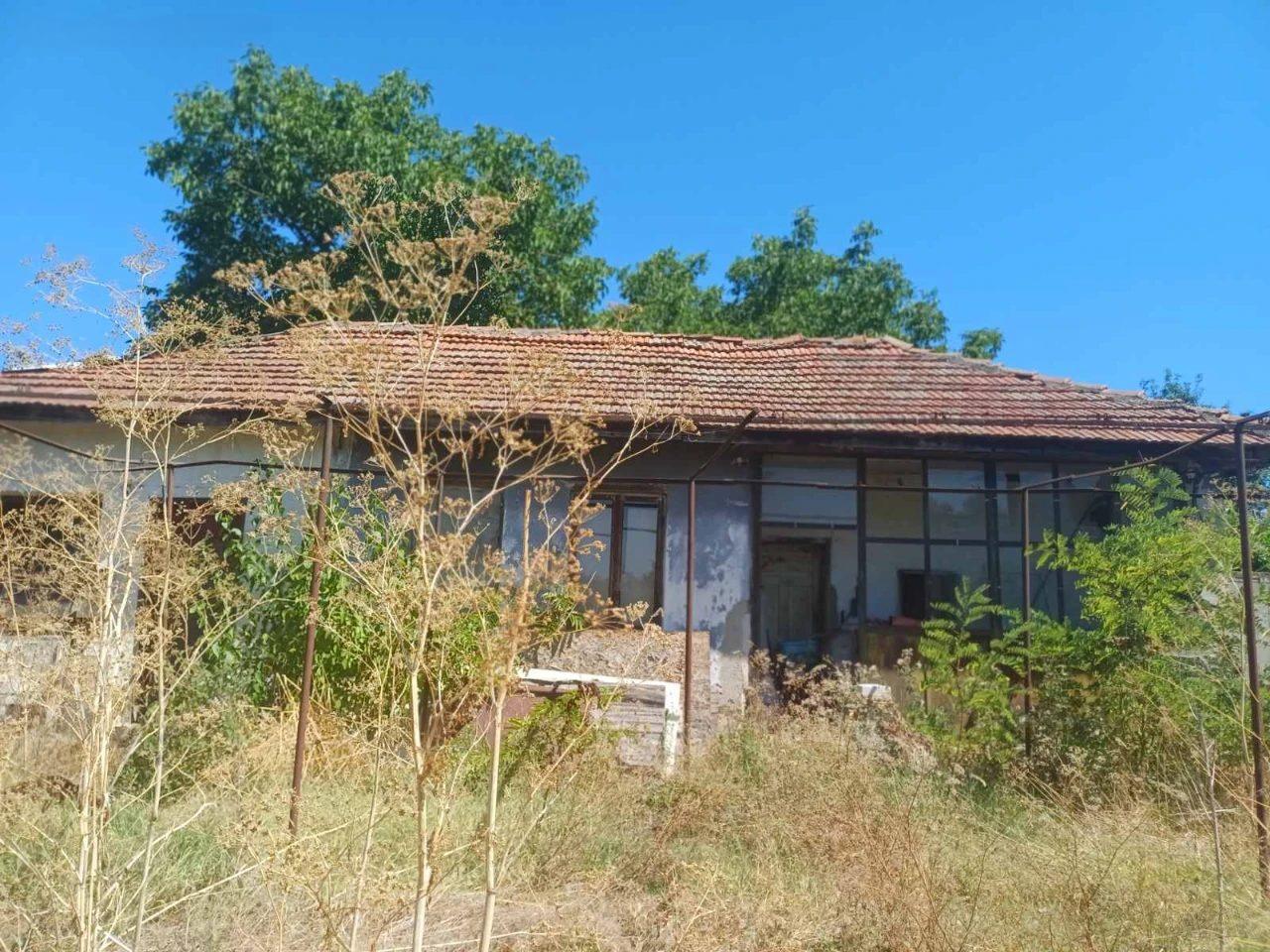 House for Sale in Stara Zagora, Zheleznik – iztok