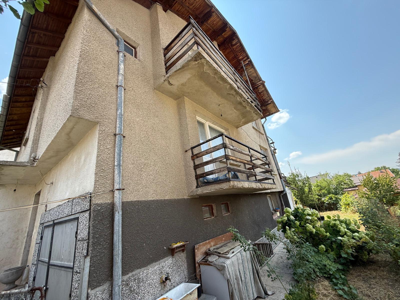 House for Sale in Kladnitsa, Pernik