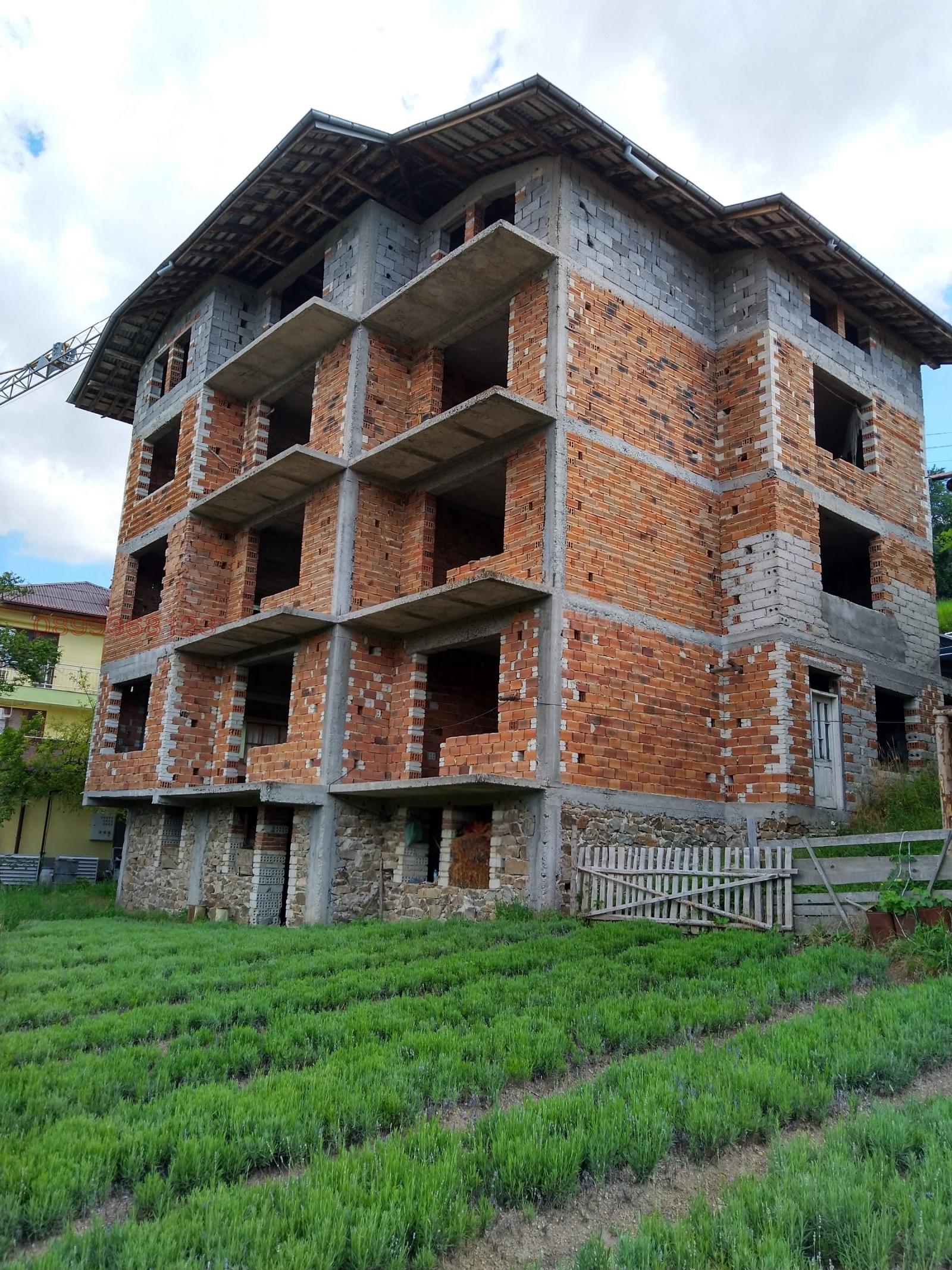 House for Sale in Kutela, Smolyan