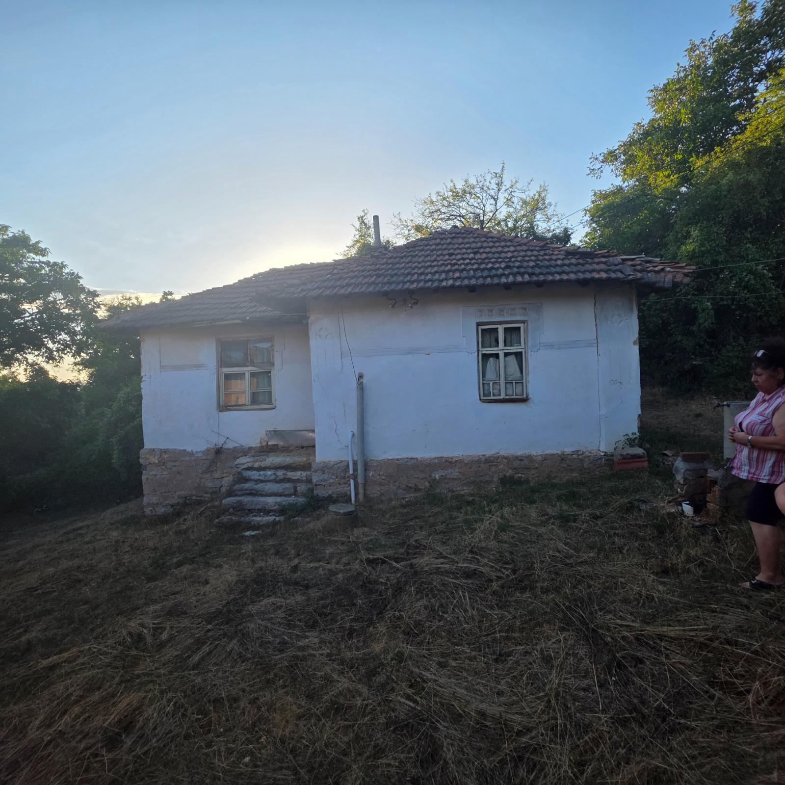 House for Sale in Ravna, Sofia Province